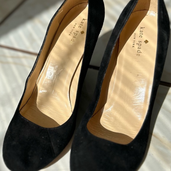 Pre-loved Black Kate Spade Wedges Size 10 - Picture 1 of 5